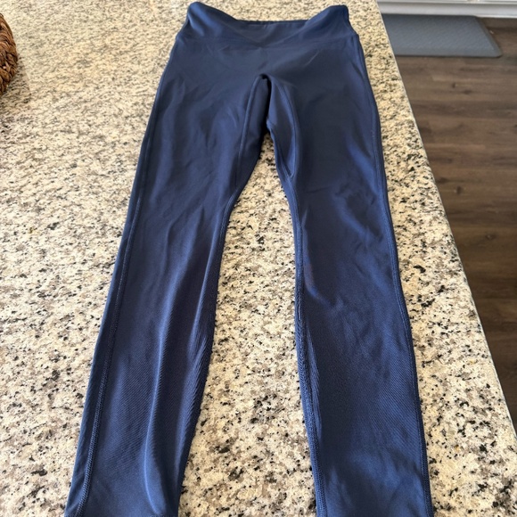 Fabletics Anywhere Motion365+ High-Waisted Legging Deep Navy - Small - Picture 1 of 5